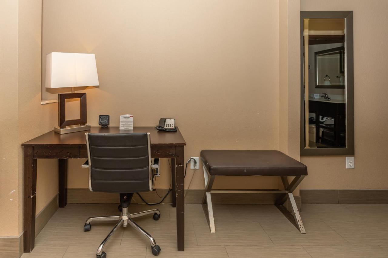 Comfort Suites Houston West At Clay Road Buitenkant foto