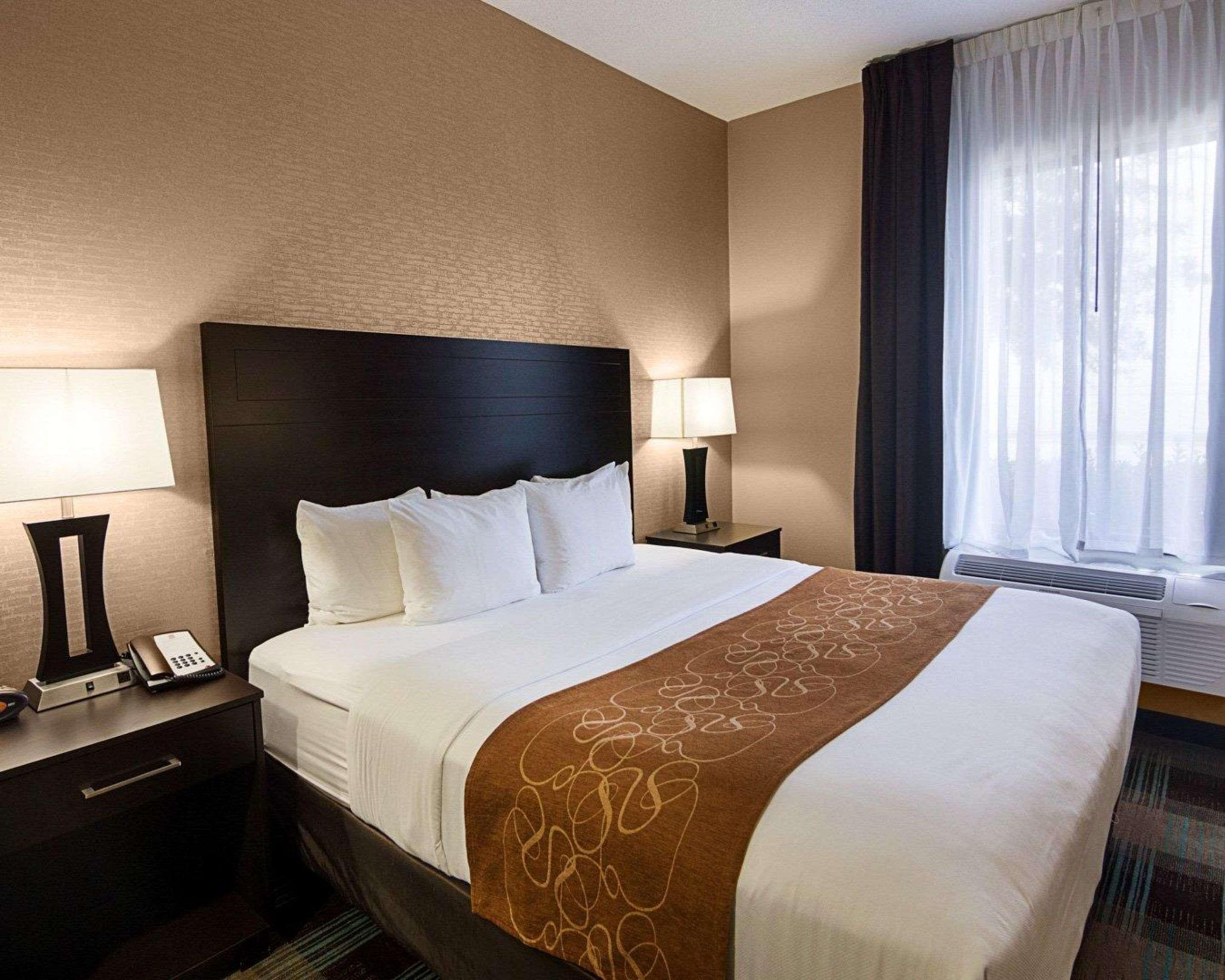 Comfort Suites Houston West At Clay Road Buitenkant foto